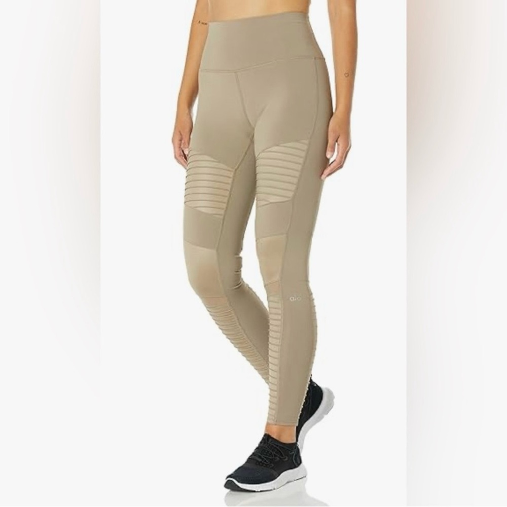 ALO Yoga High-Waist Moto Leggings Size Medium EUC